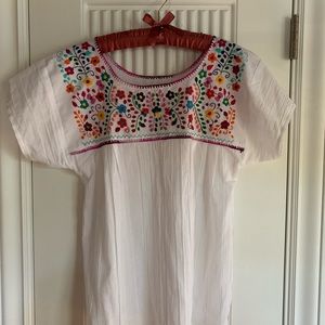 NWOT - Mexican Embroidered top.
